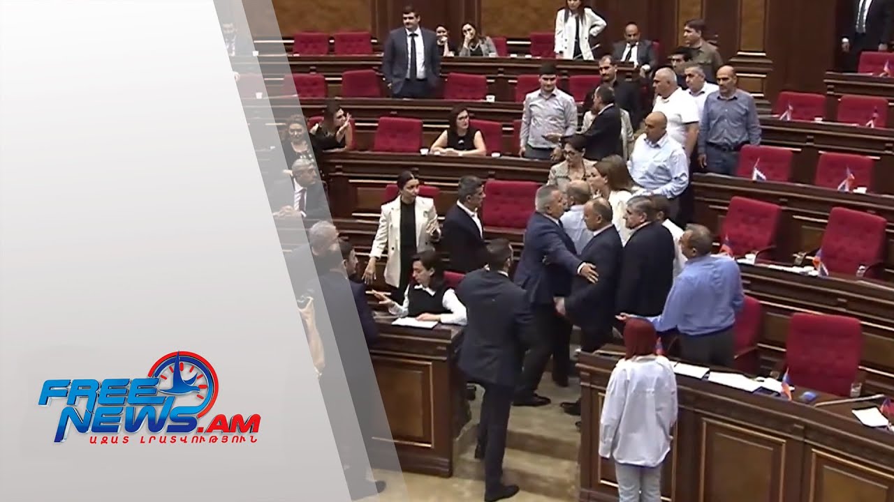 Փաշինյանը հայտարարում է, որ եկեղեցում «Արցախի Հանրապետություն» արտահայտության օգտագործումը պատերազմ է հրահրում